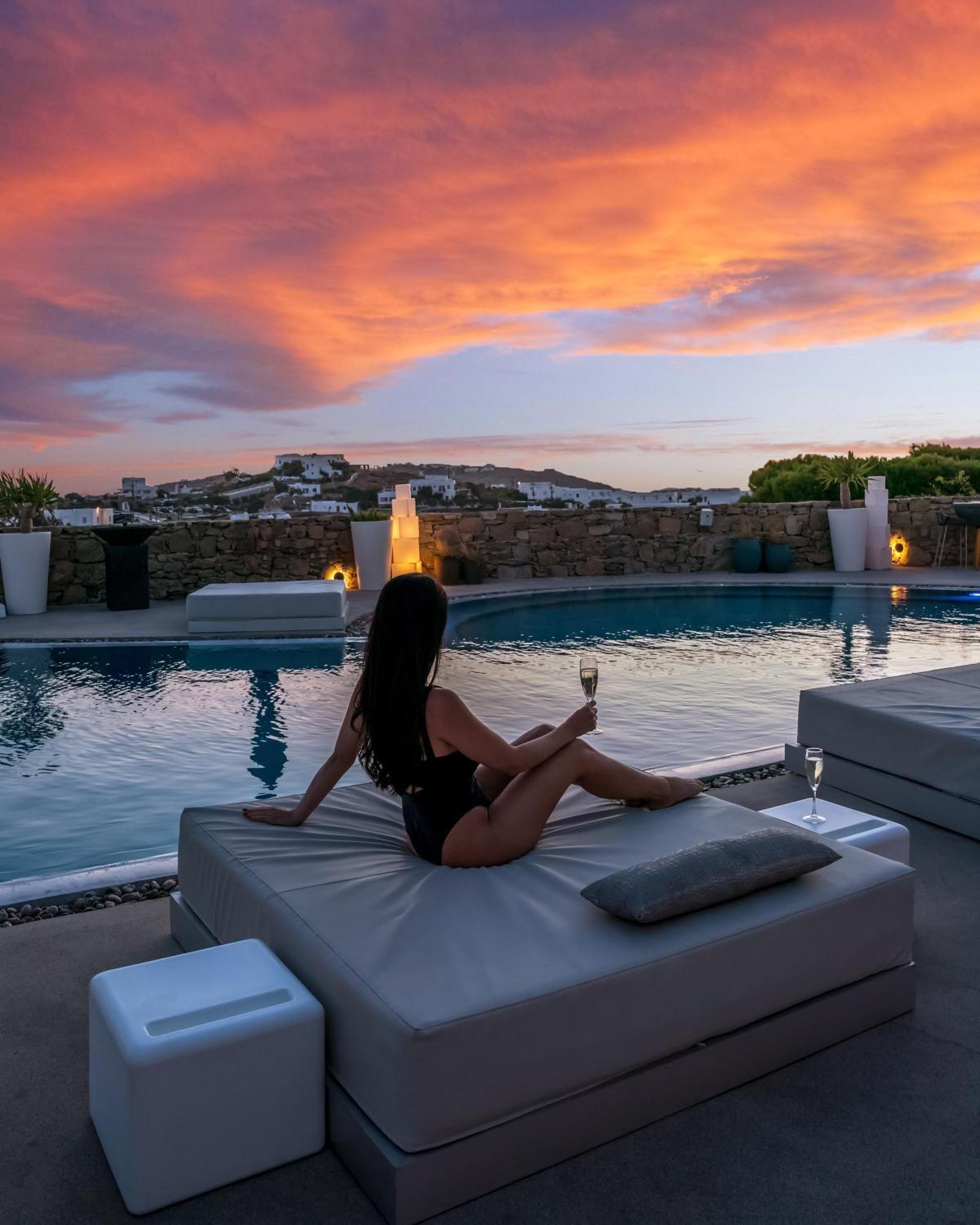 Ostraco Suites Mykonos Town Esterno foto